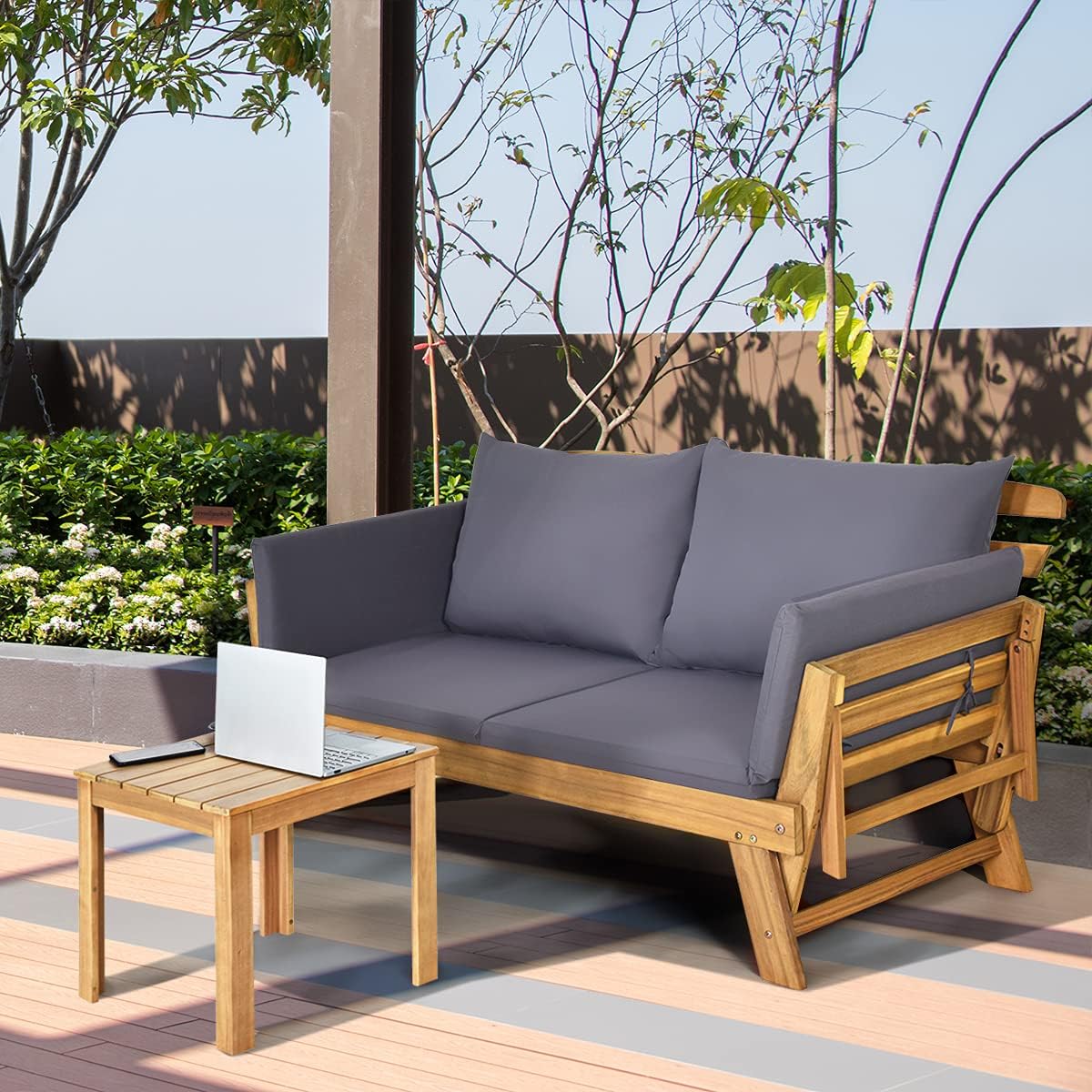 COSTWAY Ławka ogrodowa z funkcją leżenia, sofa ogrodowa z poduszkami i składanym podłokietnikiem, ławka balkonowa z drewna akacjowego, sofa balkonowa, sofa ogrodowa do ogrodu, na taras, balkon, 198 x